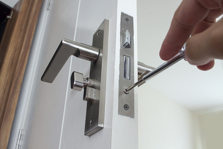 Our local locksmiths are able to repair and install door locks for properties in Brentford and the local area.
